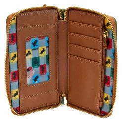 Promo 🌟 Loungefly - Harry Potter Golden Snitch Zip Around Wallet *PREORDER* ⭐ -Cartoon Bag Store HPWA0147 LFHARRYPOTTERGOLDENSNITCHZIPAROUNDWALLET3621INSIDE 1200x